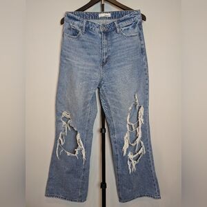 Vervet Women's Size 28 Trendy Blue Distressed Straight Leg Jeans